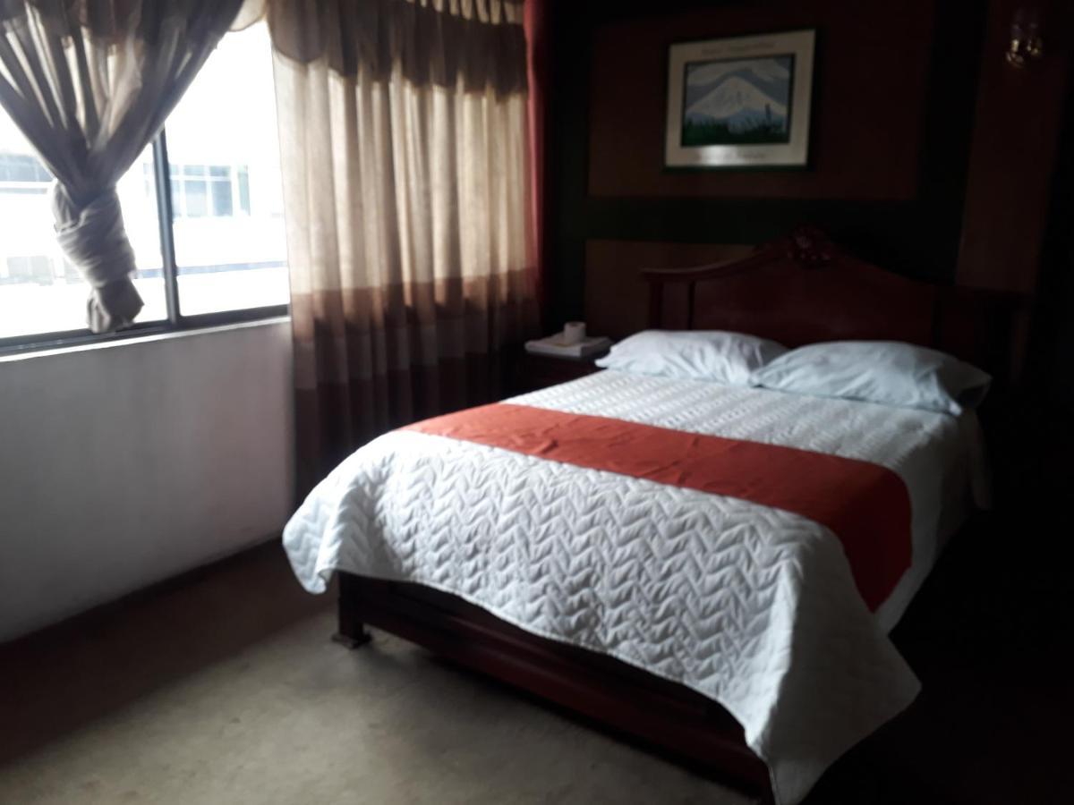 Hotel Tungurahua Ambato Zewnętrze zdjęcie